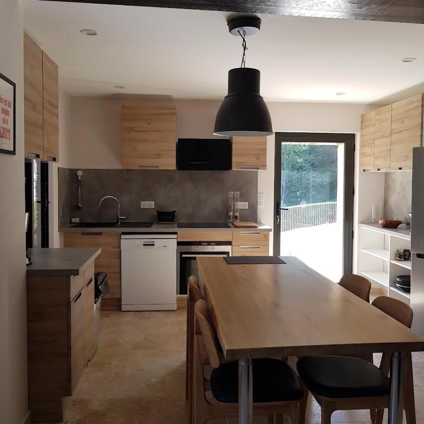Les Tuileries De Lencieux Apartment Gigondas Bagian luar foto